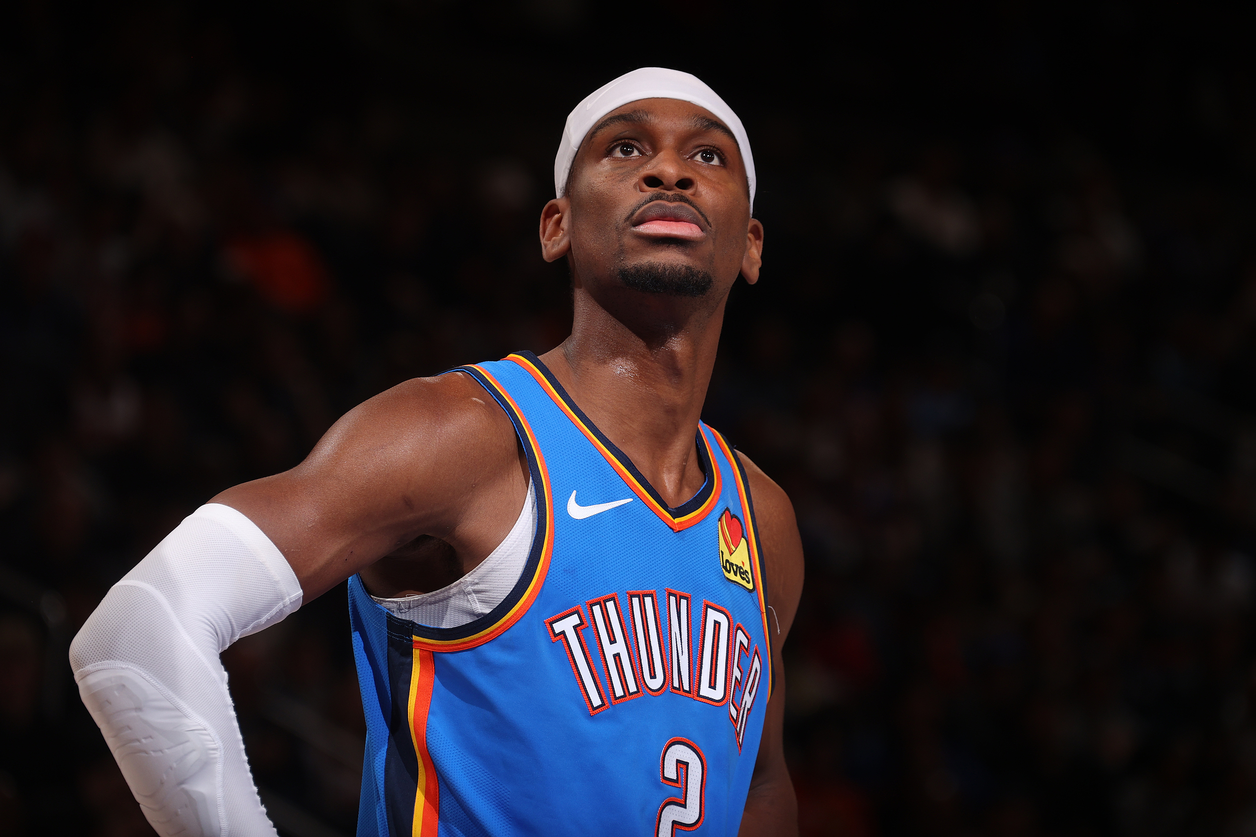 包含今晨上海久事再遭质疑——NBA总决赛节点到来，更衣室稳定，年轻球员得到机会的词条